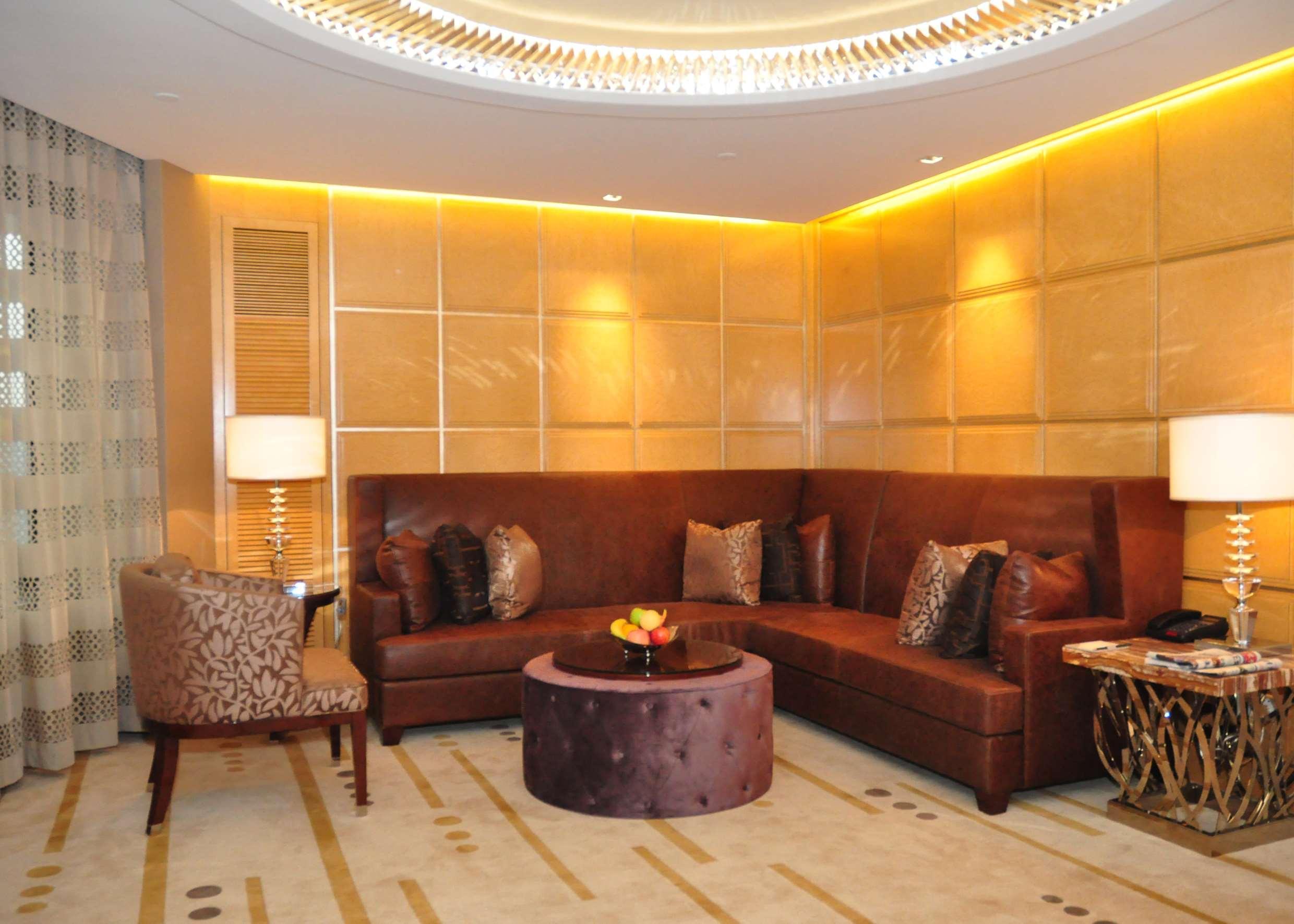 Hotel The Kunlun 5*
