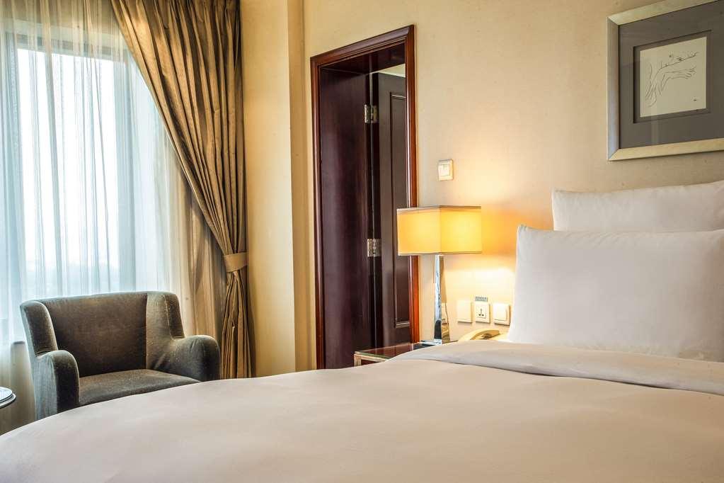 The Kunlun Hotel